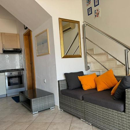 Lovely Split Level Apartment With Sea View, Pool, Free Parking And Wifi Цавтат Екстер'єр фото